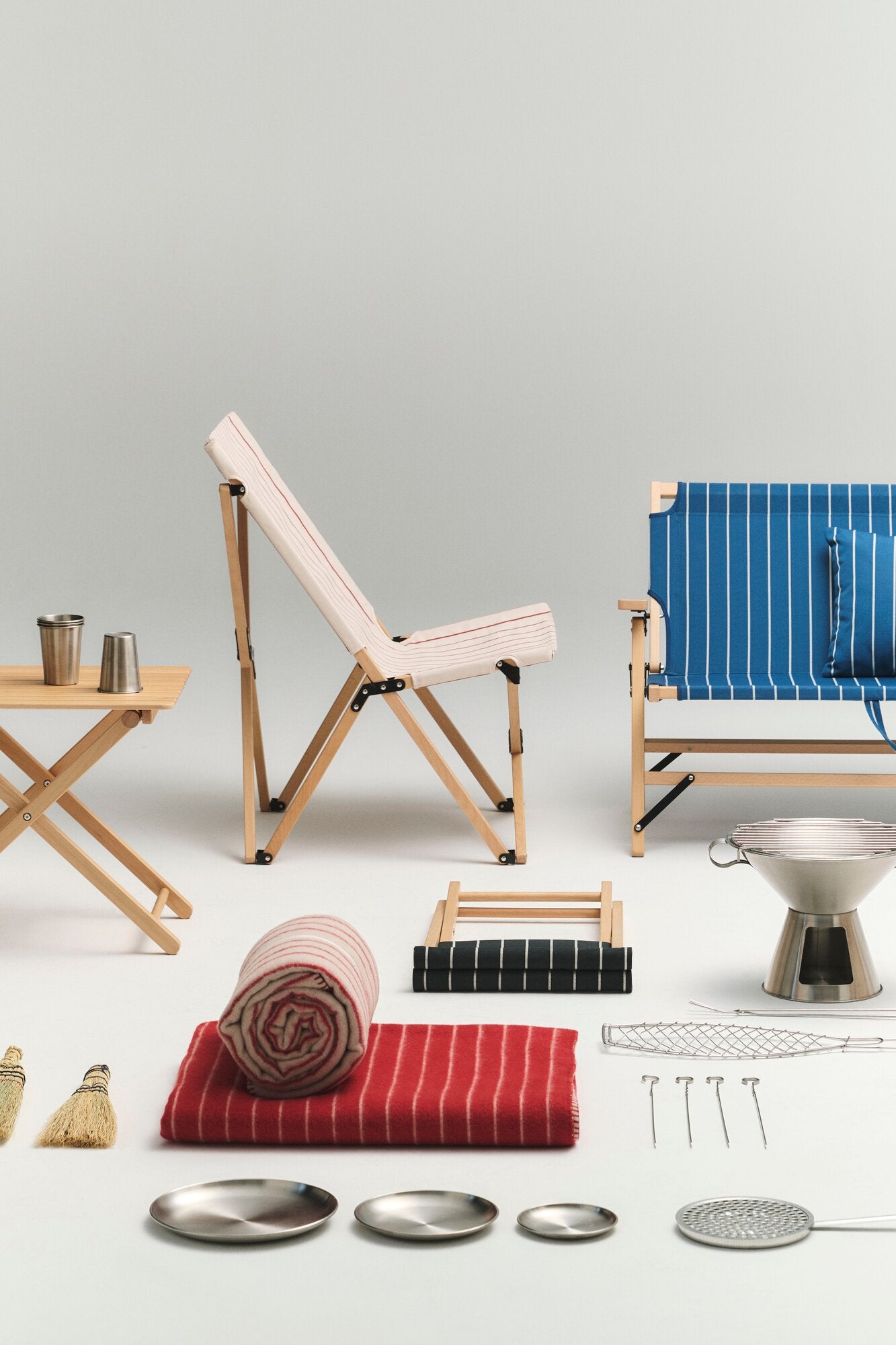 x Jasper Morrison klapstol - Beige with red stripe